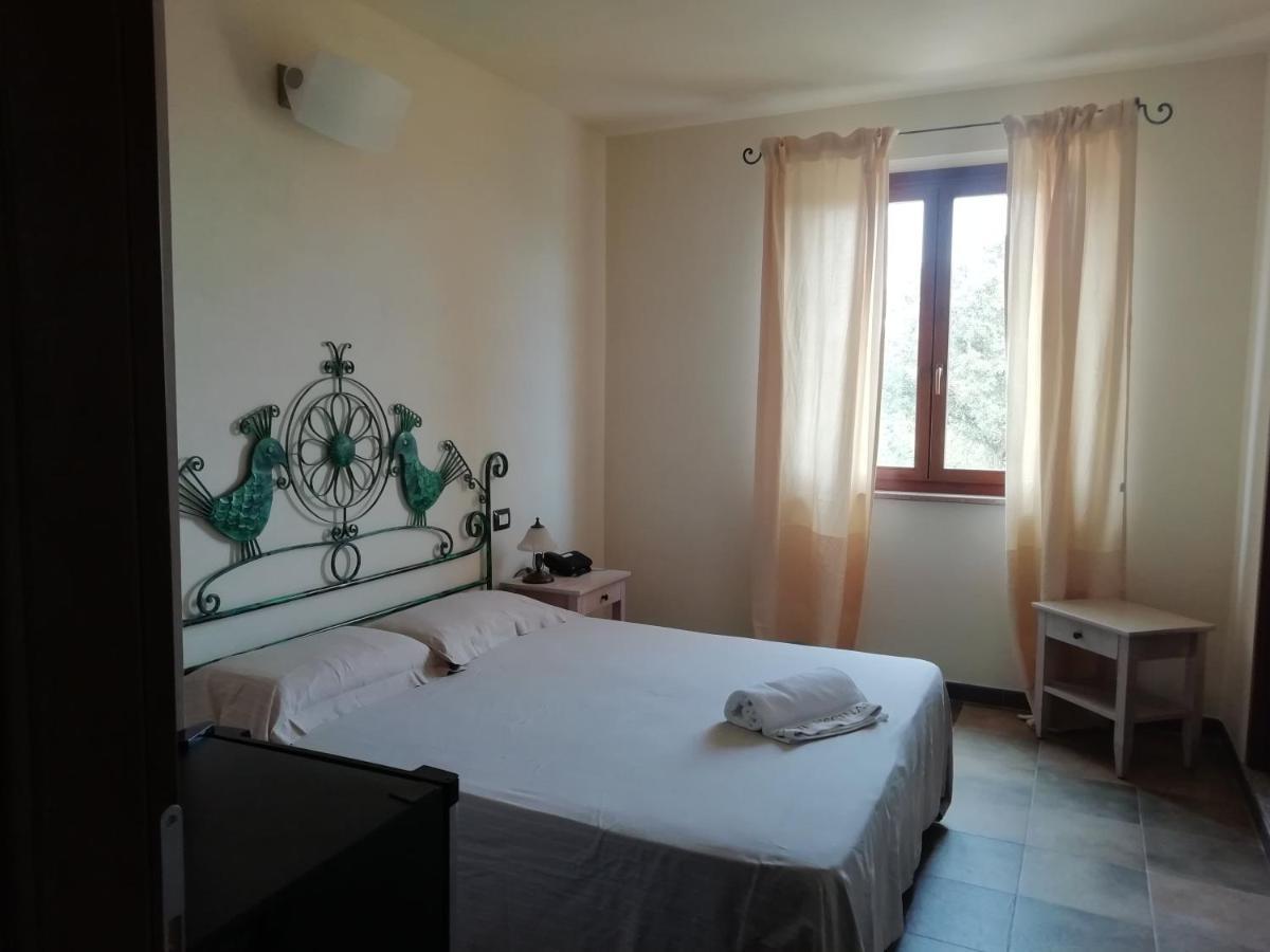 S'Ena Hotel Arbus Ngoại thất bức ảnh
